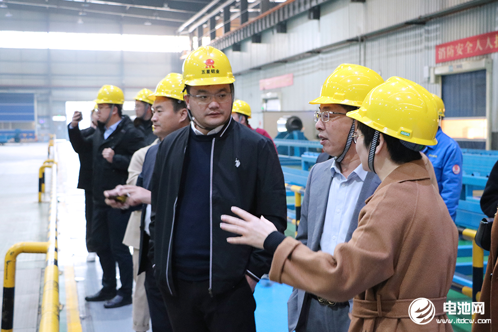 中國電池新能源產業鏈調研團一行參觀考察五星鋁業