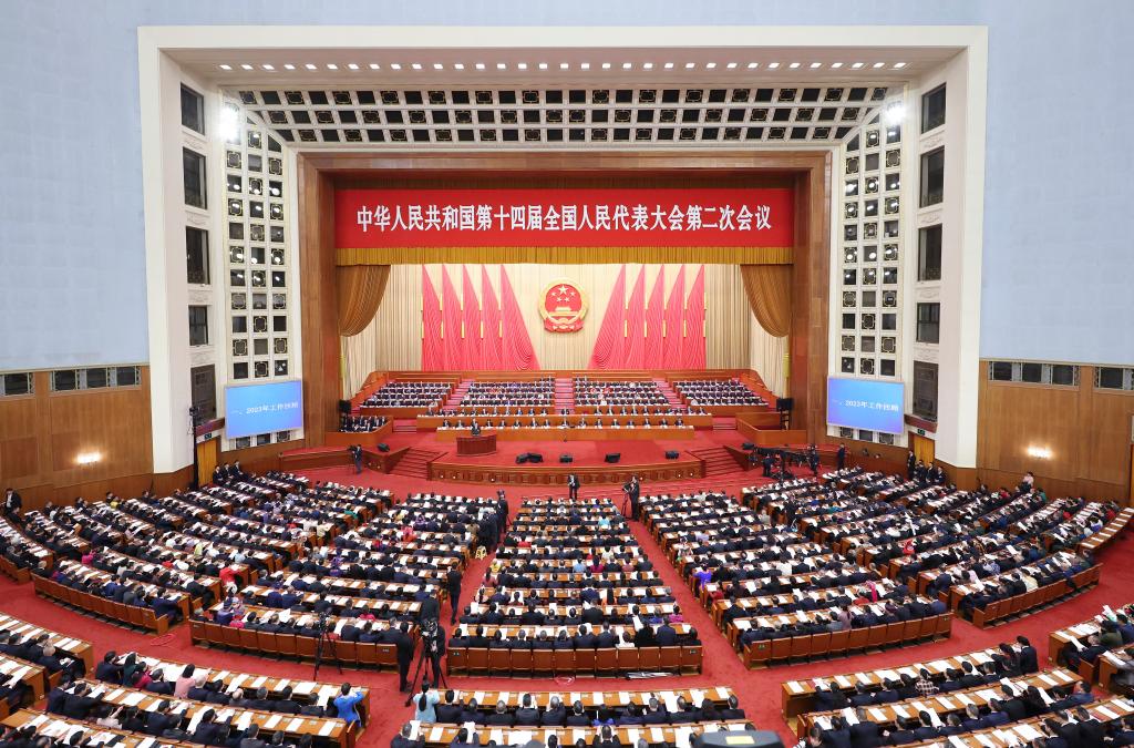 2024政府工作報(bào)告：提振智能網(wǎng)聯(lián)新能源汽車等大宗消費(fèi) 發(fā)展新型儲能