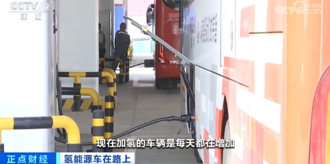 全國首個(gè)！一年節(jié)省超4萬元！山東這類車高速免費(fèi)