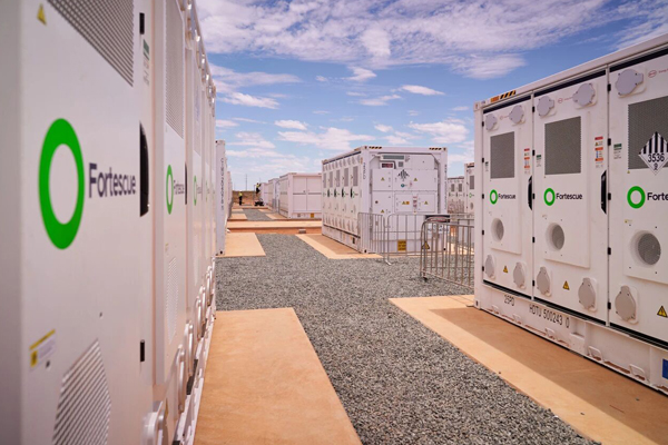 總?cè)萘窟_(dá)250MWh 福德士河與比亞迪首個(gè)大型電池儲(chǔ)能系統(tǒng)成功交付